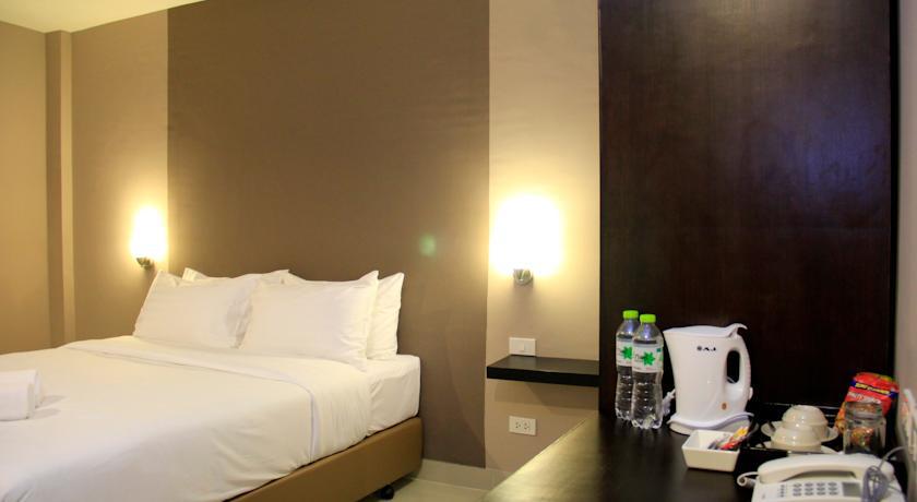 Shooters Guesthouse Pattaya Eksteriør billede